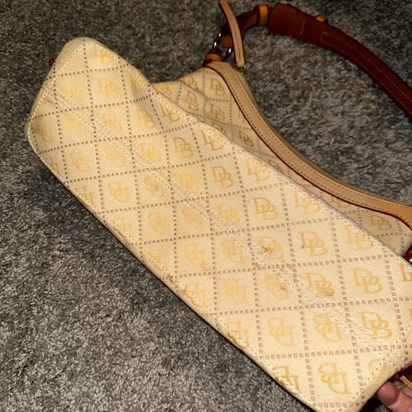 Dooney and Burke shoulder bag - Picture 10 of 10